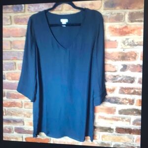 Elegant Black V-Neck Dress